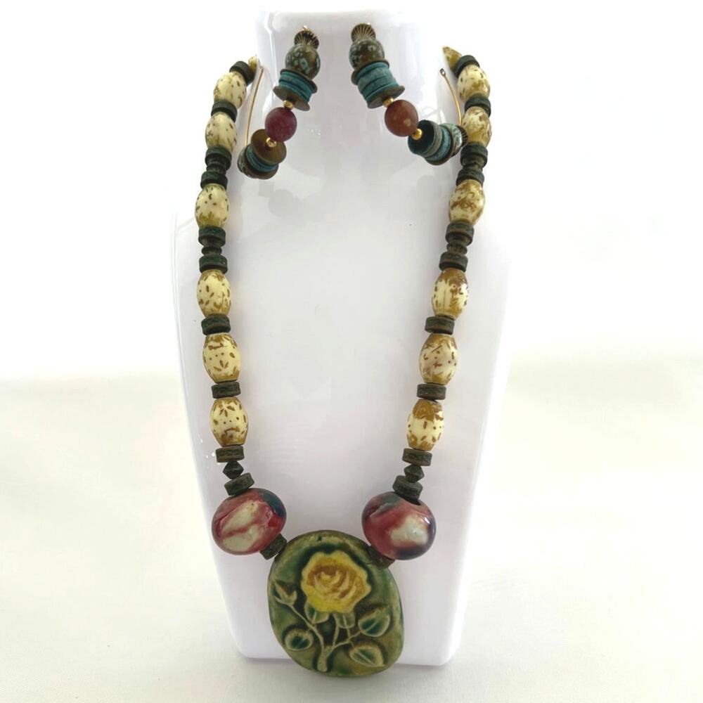 Green & Yellow Ceramic Flower Pendant on Beaded Necklace & Earring Bohemian Chic - Picture 2 of 5